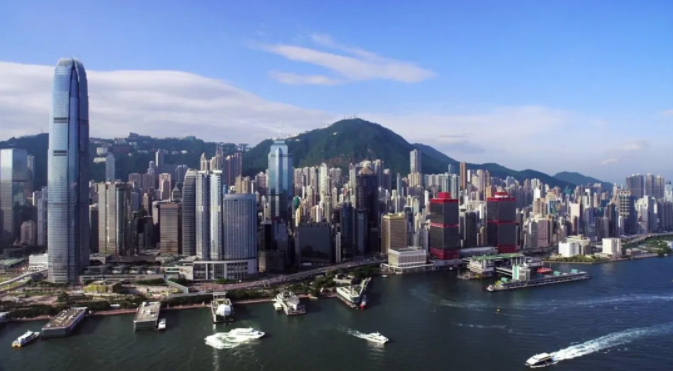 香港定居后，內(nèi)地戶口和身份證該如何處理呢？